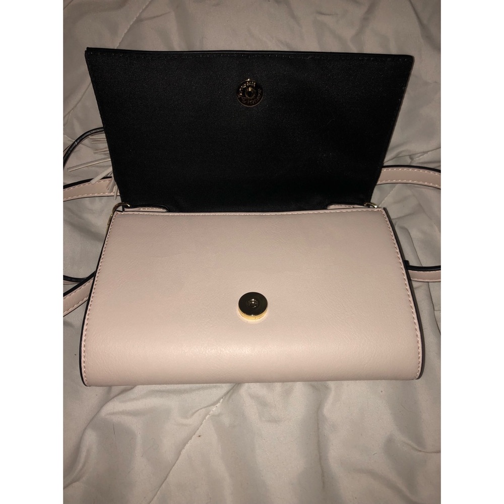 NWOT Forever 21 Purse - Picture 3 of 4
